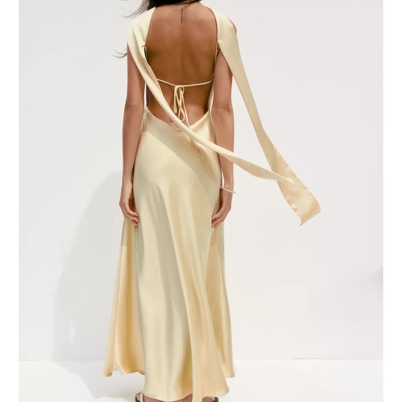 Zara butter yellow SATIN EFFECT FOULARD DRESS - Picture 9 of 14